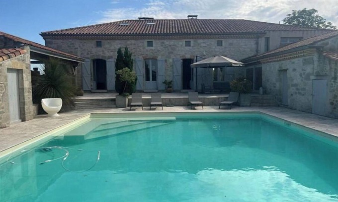 Foulayronnes Other | Country house near Agen. Large swimming pool, 5 bedrooms