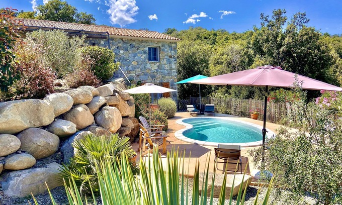 Ventiseri Villa | Idyllic Country House with Ocean View & Private Pool