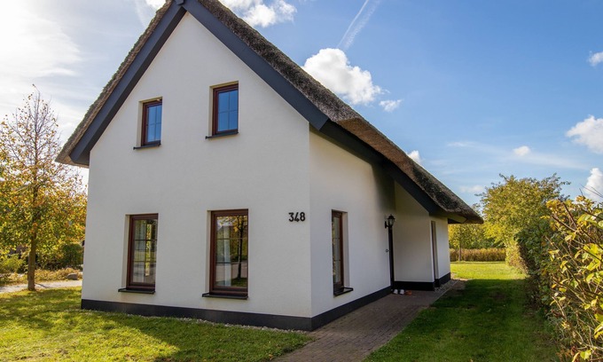 Dobbin-Linstow Apartment | Relaxing Country House Retreat at Van der Valk Resort Linstow