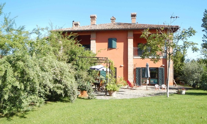 Villalta House | Serene Country House with Garden Near Bologna, Rated 9.6
