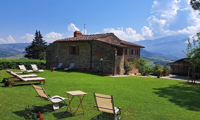 Rignano sull'Arno House | Scenic Country House with Pool, Garden & Panoramic Views