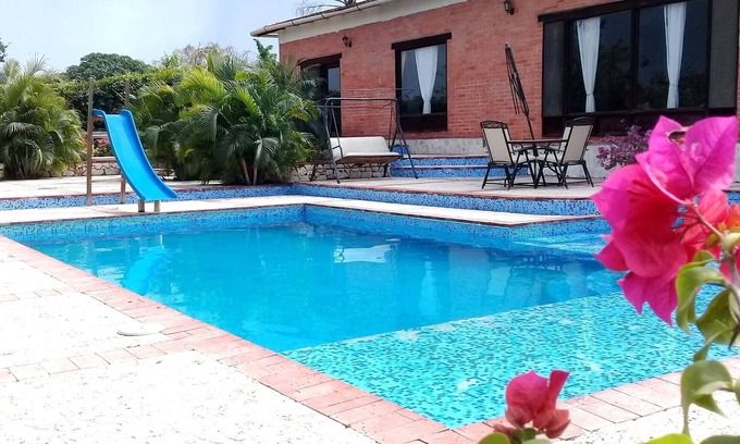 Turbaco Villa | Relaxing Country House with Pool near Cartagena de Indias