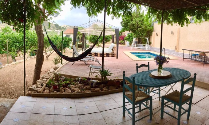Galifa House | Relaxing Beachfront Country House with Pool Near La Azohía