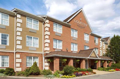 Macedonia Hotel | Relax at Country Inn & Suites by Radisson, Macedonia, OH