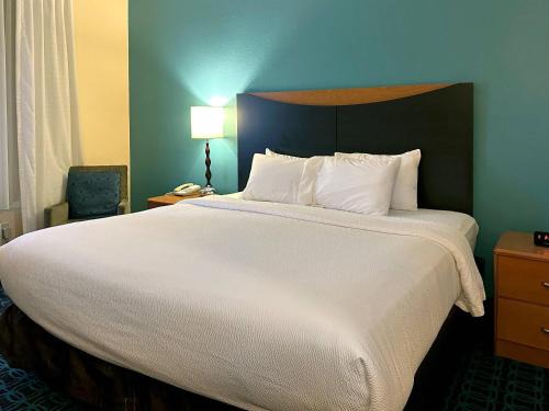 Bismarck Hotel | Ideal Stay at Fairfield Inn & Suites Bismarck South