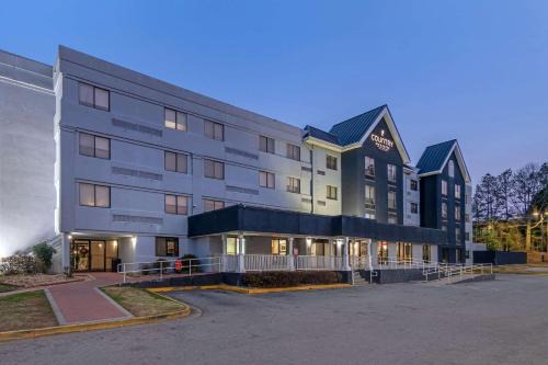 College Park Hotel | Relax at Country Inn & Suites near Atlanta Airport