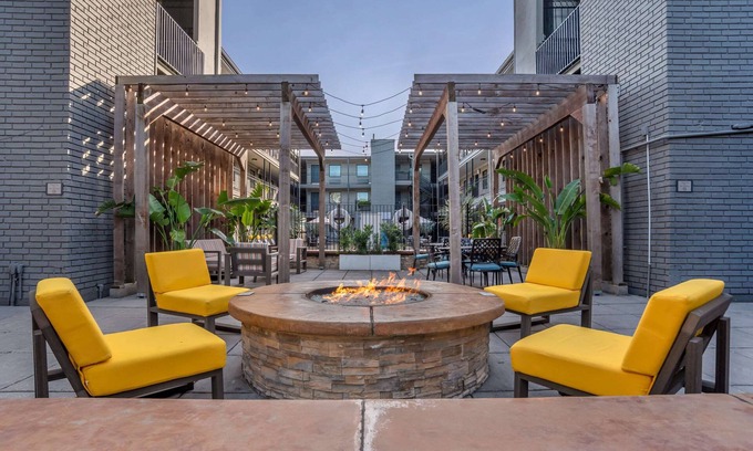 Metairie Hotel | Comfortable Stay at Country Inn & Suites, Metairie