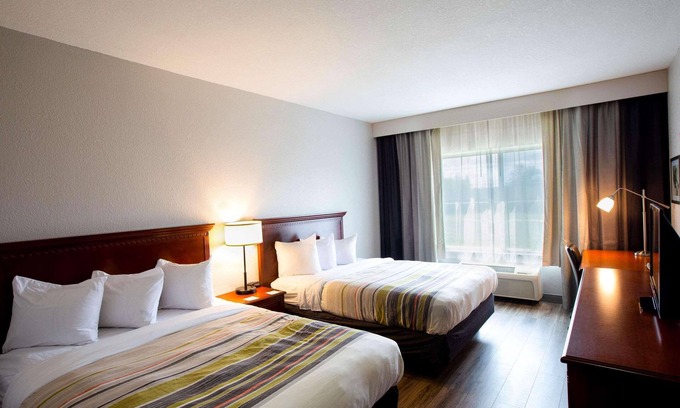 Wilson Hotel | Comfortable Stay at Country Inn & Suites, Wilson NC