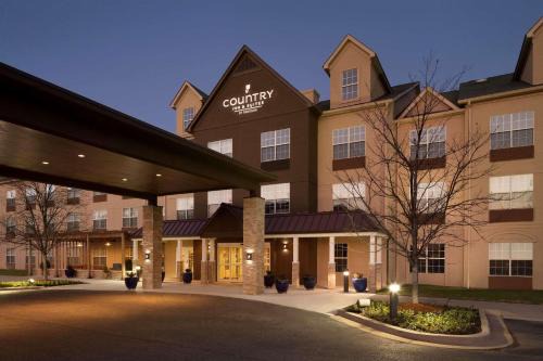 Aiken Hotel | Comfortable Stay at Country Inn & Suites, Aiken, SC