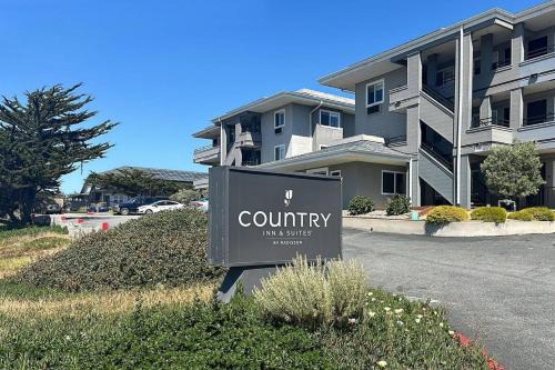 Marina Hotel | Family-Friendly Stay at Country Inn & Suites, Monterey Beach