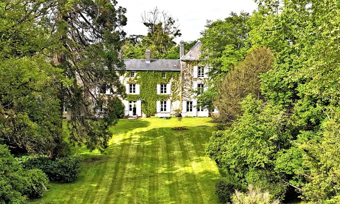 Clussais-la-Pommeraie House | Tranquil Retreat at Country Manor with Private Pool