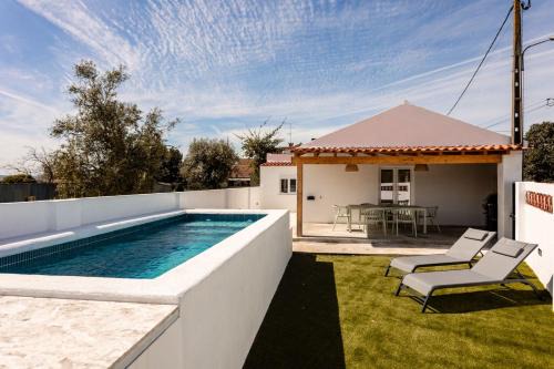 Alferrarede House | Family-Friendly Country Pool House with Oceanfront Views