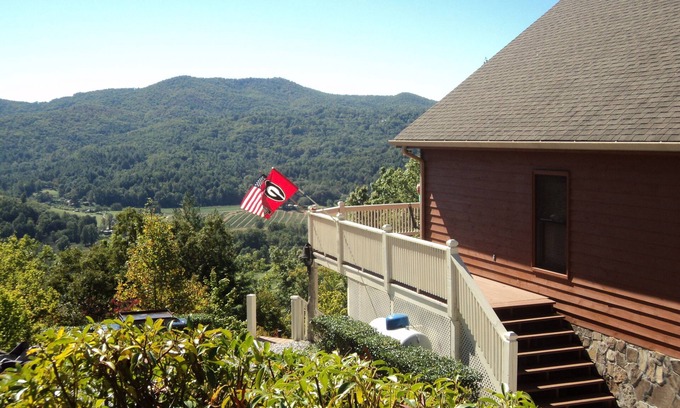 Rabun Gap Cabin | Idyllic Mountain Retreat with Pool & Ocean Views