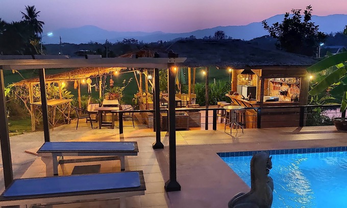 Huai Sai Hotel | Discover Your Ideal Country Retreat with Family-Friendly Amenities