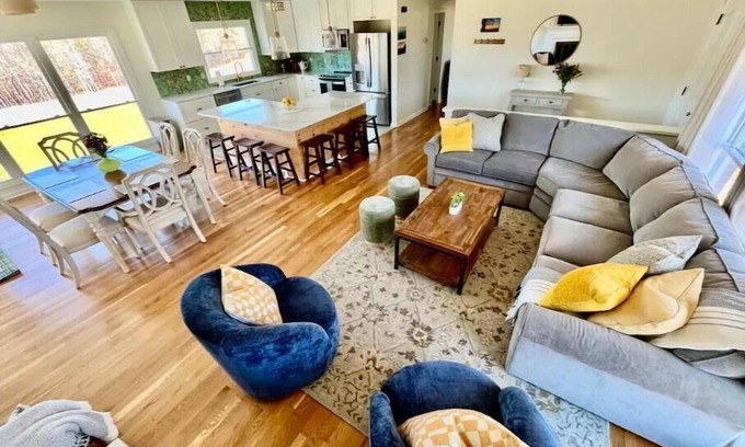 Massies Mill House | Scenic Country Retreat with Mountain Views and River Access