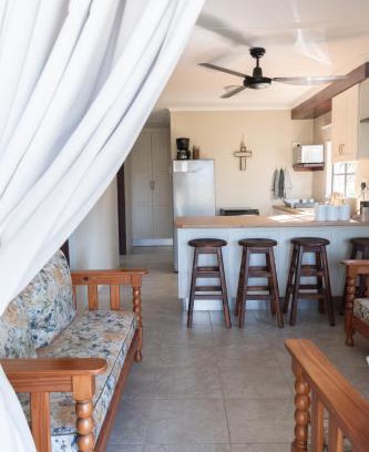 Lows Creek Apartment | Charming Country Side Cottage @ Low's Creek - Guest Rated 9.1