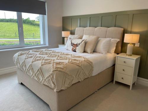 Dromin House | Discover Comfort at Country View House - Rated 9.4/10