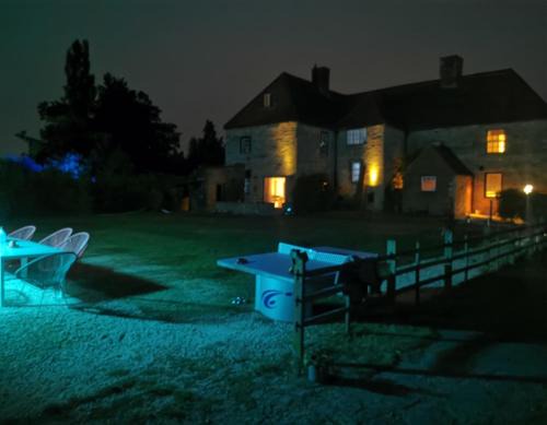 Market Rasen Apartment | Cozy Courtyard Disco Dome Lincoln with BBQ and Firepit