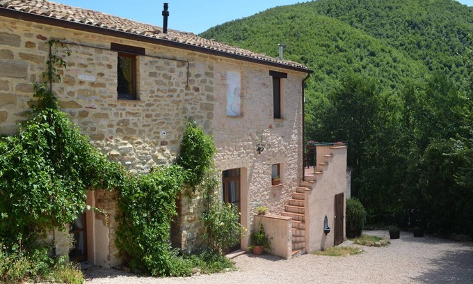 Monterosso Cottage | Discover Belvilla by OYO Fuoco: Family-Friendly Getaway