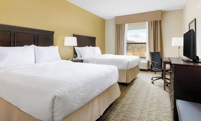 Jackson Hotel | Convenient Stay at Hampton Inn Jackson with Pool & Breakfast