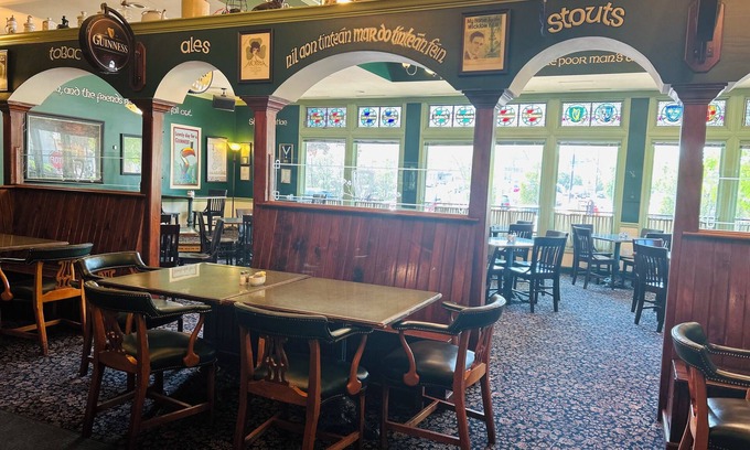 Yankee Hill Hotel | Welcoming County Clare Irish Hotel & Pub with Spa Amenities