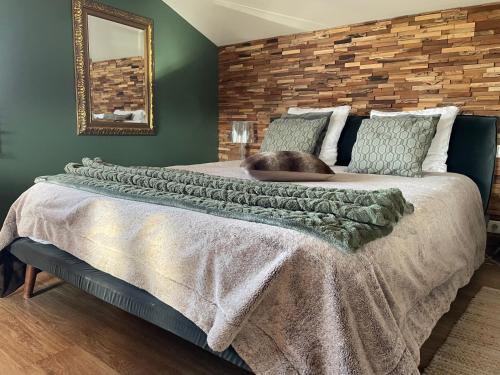 Belberaud Apartment | Charming Ôverger Studio: Poolside Escape Near Toulouse