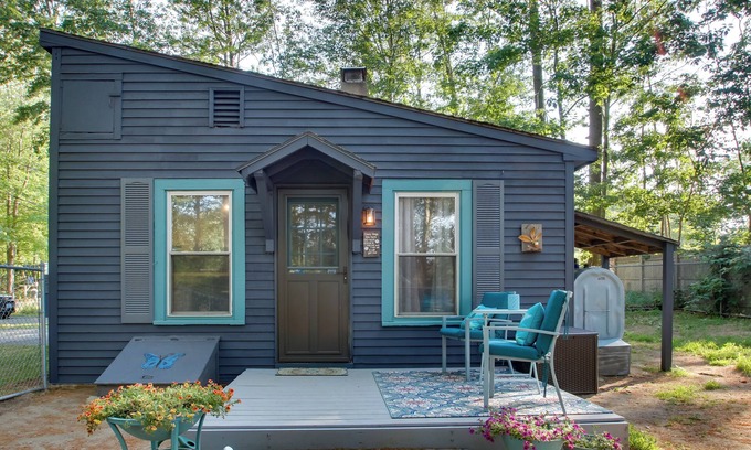 West Buxton House | Unforgettable Couple's Glamping at Bonny Eagle Pond