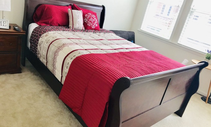 Aldie House | Romantic Getaway Near IAD with Kitchen Access