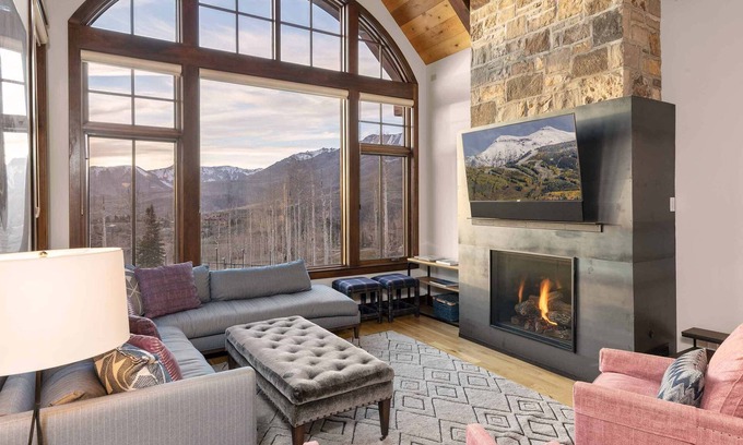 Mountain Village Condo | Elegant 4BD Villa in Mountain Village Core with Spa & Dining