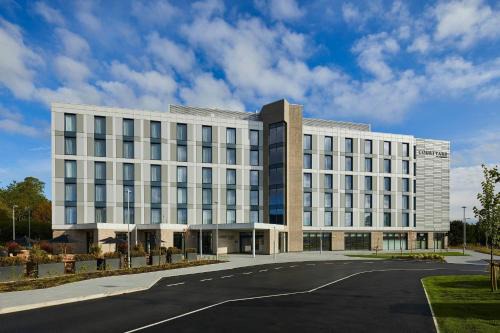 Newcastle-Under-Lyme Hotel | Modern Getaway at Courtyard by Marriott Stoke on Trent