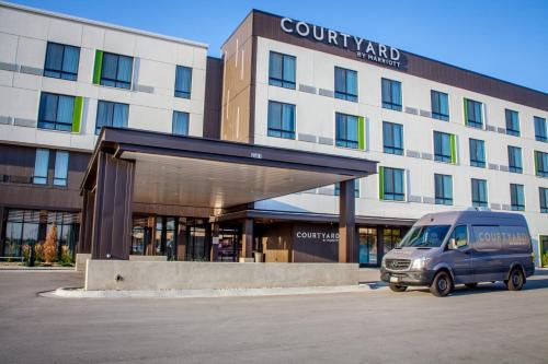 Council Bluffs Hotel | Discover Comfort at Courtyard by Marriott Omaha East
