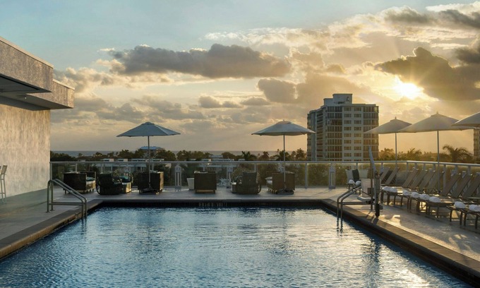 Marina District Hotel | Delray Beach Courtyard by Marriott: Rated 9/10 with Pool & Spa