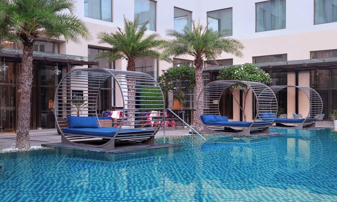 Taj Ganj Hotel | Top-rated Courtyard by Marriott Agra with Pool & Spa