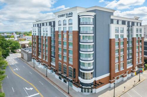 Athens Hotel | Discover Pet-Friendly Hotels in GA, USA - Rated 8.3/10