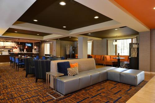 Bentonville Hotel | Accessible Comfort at Courtyard by Marriott Bentonville