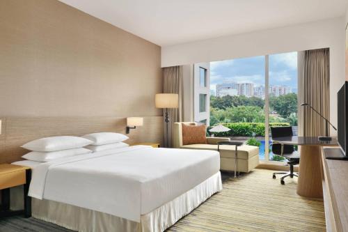 Bellandur Hotel | Relax at Courtyard by Marriott Bengaluru with Pool & Spa