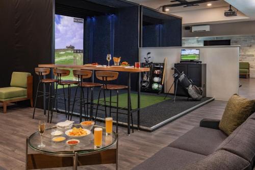 Andover Hotel | Convenient Courtyard by Marriott Boston Andover with Hot Tub