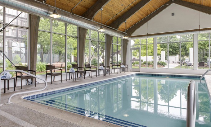 Harbor View - Orient Heights Hotel | Discover Courtyard by Marriott Boston Logan Airport Bliss