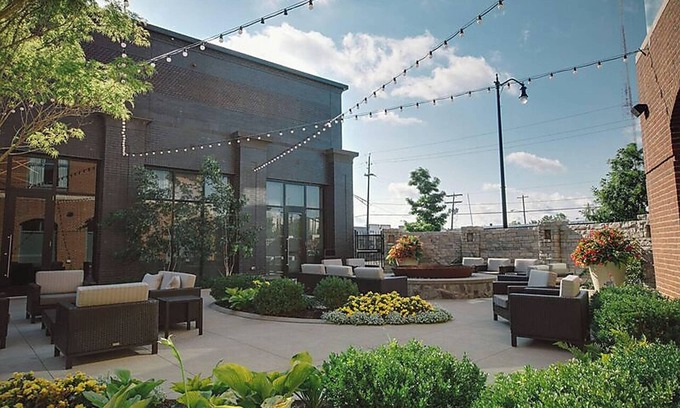Grandview Heights Hotel | Eco-Friendly Comfort at Courtyard by Marriott Columbus OSU