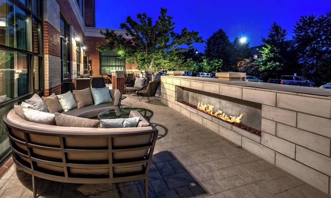 Herndon Hotel | Top-Rated Courtyard by Marriott Dulles Airport Getaway