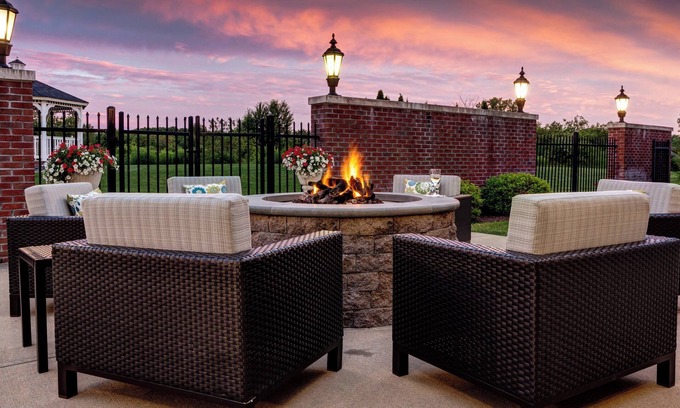 Hadley Hotel | Discover Comfort at Courtyard by Marriott Hadley Amherst