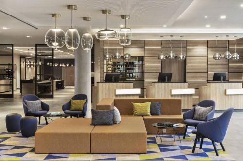 Saint Georg Hotel | Discover Courtyard by Marriott Hamburg City: Pet-Friendly and Spa