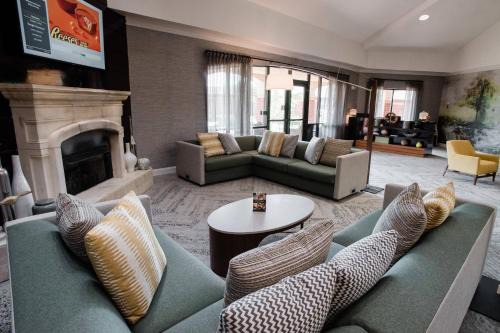 Hickory Hotel | Prime Courtyard by Marriott Hickory with Oceanfront Views