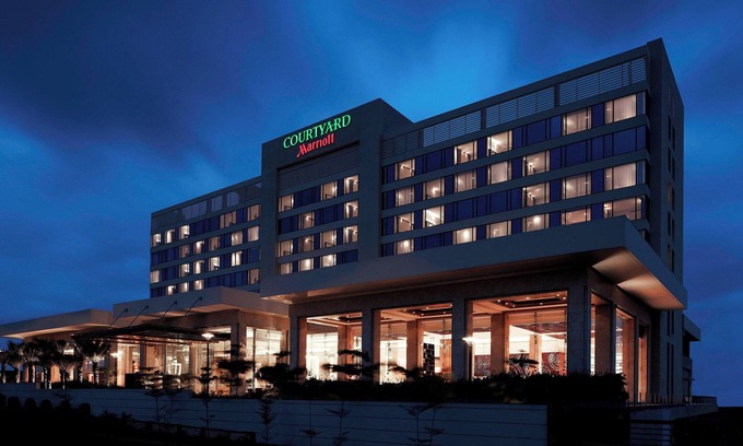 Khalumbre Hotel | Discover Courtyard by Marriott Pune Chakan: Rated 9.2/10