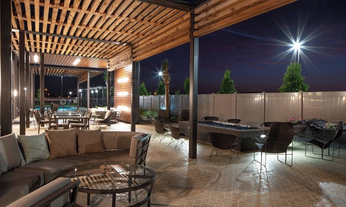 Milton Hotel | Explore Courtyard by Marriott Lafayette South: Family-Friendly Amenities