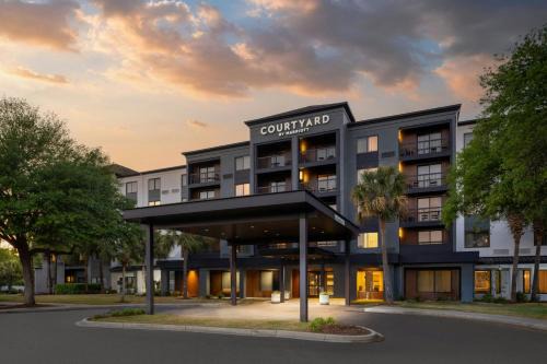 North Myrtle Beach Hotel | Pet-Friendly Retreat at Courtyard by Marriott Myrtle Beach
