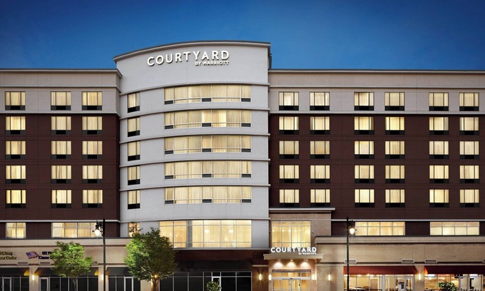 Downtown Newark Hotel | Discover Courtyard by Marriott Newark Downtown: 8.6 Rated Stay