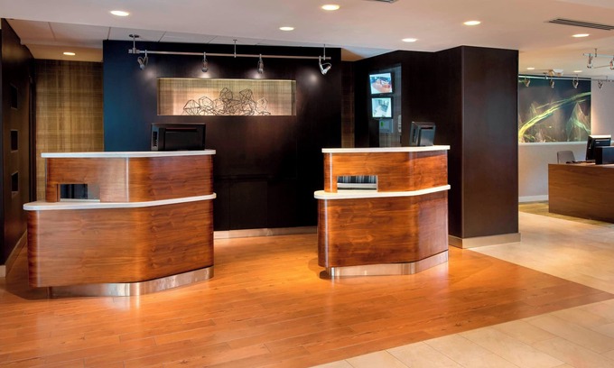 Norwalk Hotel | Comfortable Stay at Courtyard by Marriott Norwalk