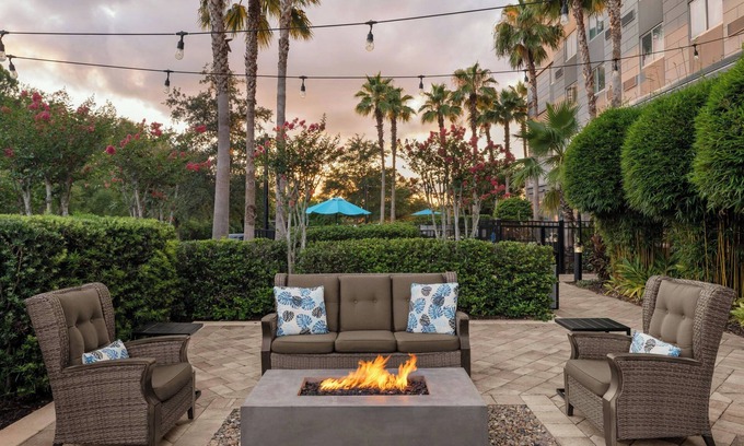 Orlando Hotel | Top-Rated Stay at Courtyard by Marriott Orlando South
