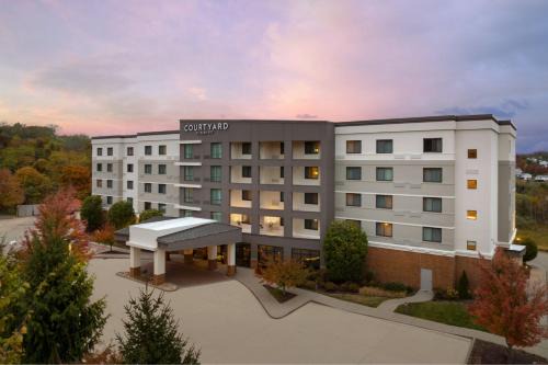 Strabane Hotel | Enjoy Family-Friendly Stays at Courtyard by Marriott Pittsburgh